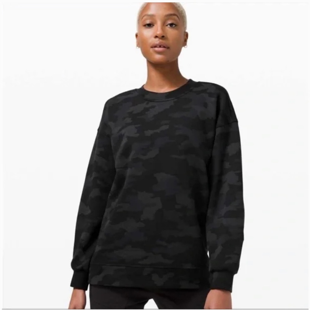Lululemon perfectly oversized crew in dark camo